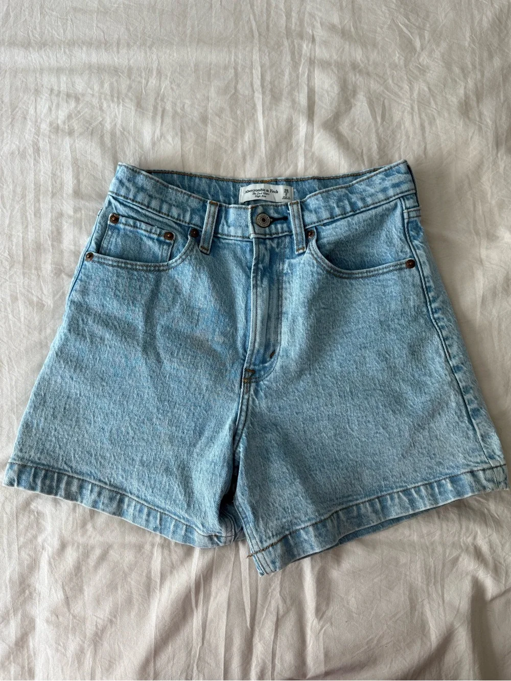 Abercrombie & Fitch Light Blue Denim High-Rise Shorts - Picture 1 of 6
